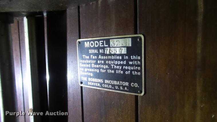 image for item BU9290 Robbins hatchery incubator