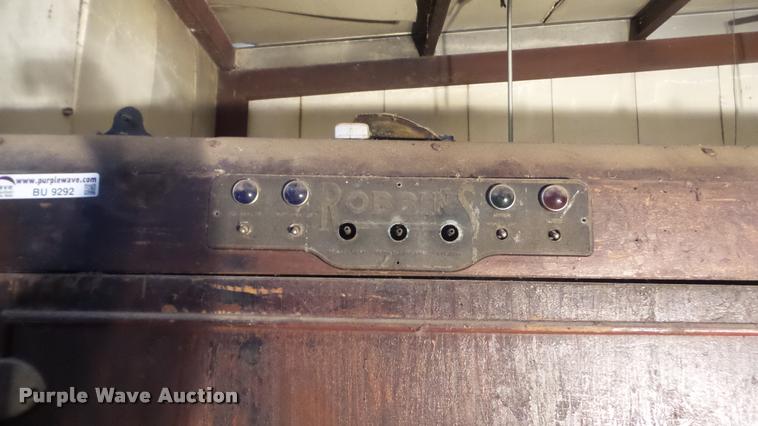 image for item BU9292 Robbins hatchery incubator