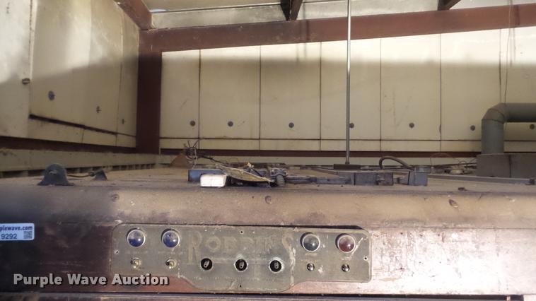 image for item BU9292 Robbins hatchery incubator