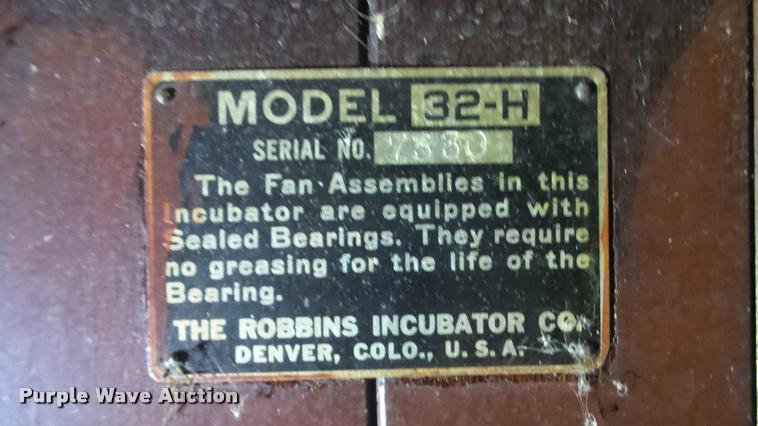 image for item BU9292 Robbins hatchery incubator