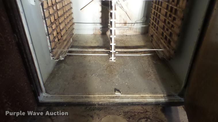 image for item BU9293 Robbins hatchery incubator