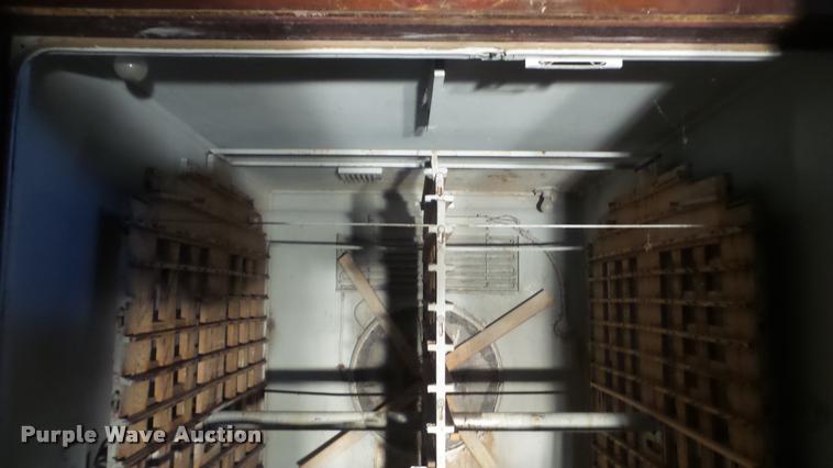 image for item BU9293 Robbins hatchery incubator