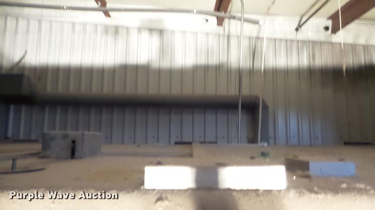 image for item BU9293 Robbins hatchery incubator