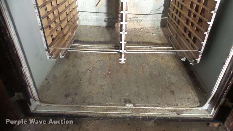 image for item BU9294 Robbins hatchery incubator