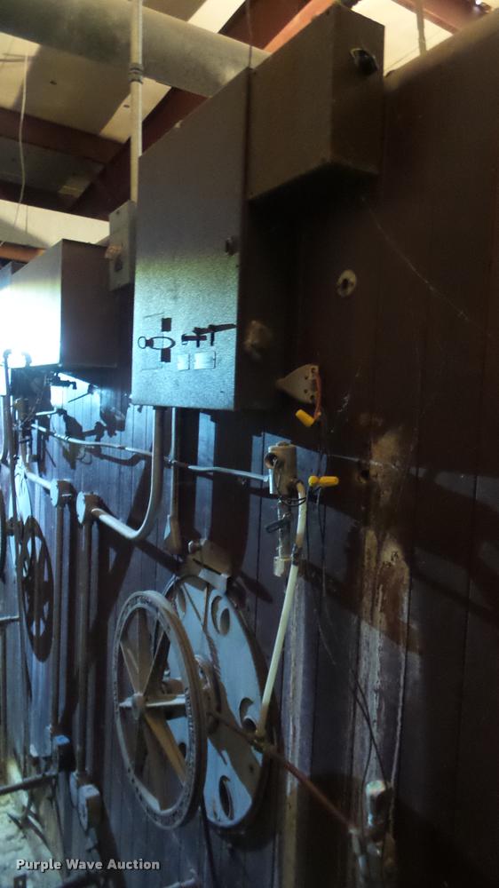 image for item BU9295 Robbins hatchery incubator