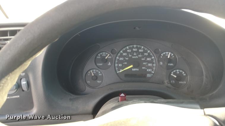 image for item BU9894 2001 Chevrolet S10 pickup truck