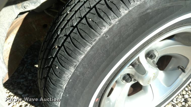 image for item BU9894 2001 Chevrolet S10 pickup truck