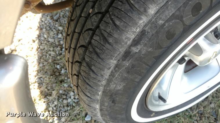 image for item BU9894 2001 Chevrolet S10 pickup truck