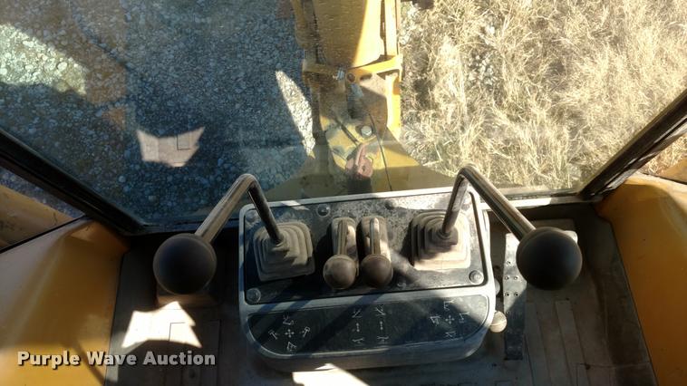image for item BU9895 1999 Caterpillar 416C backhoe