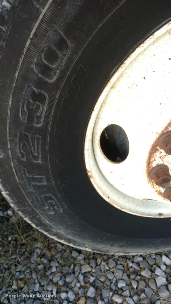 image for item BU9899 1995 Ford CF7000 Sum Vac III street sweeper truck