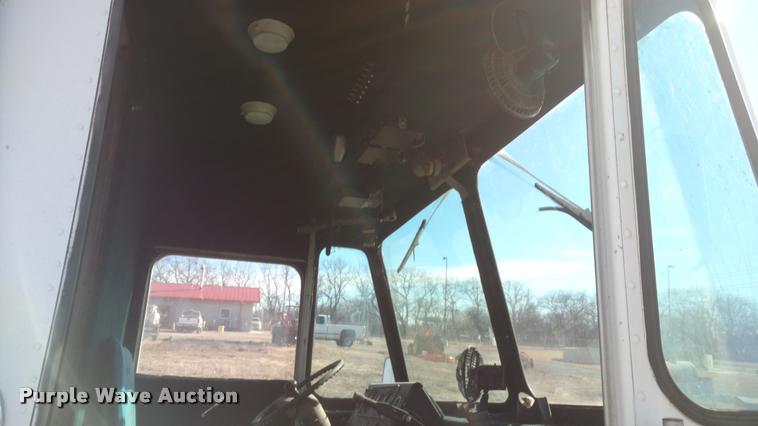 image for item BU9900 1982 Chevrolet P30 Grumman delivery van