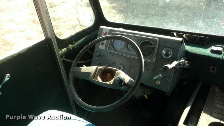 image for item BU9900 1982 Chevrolet P30 Grumman delivery van