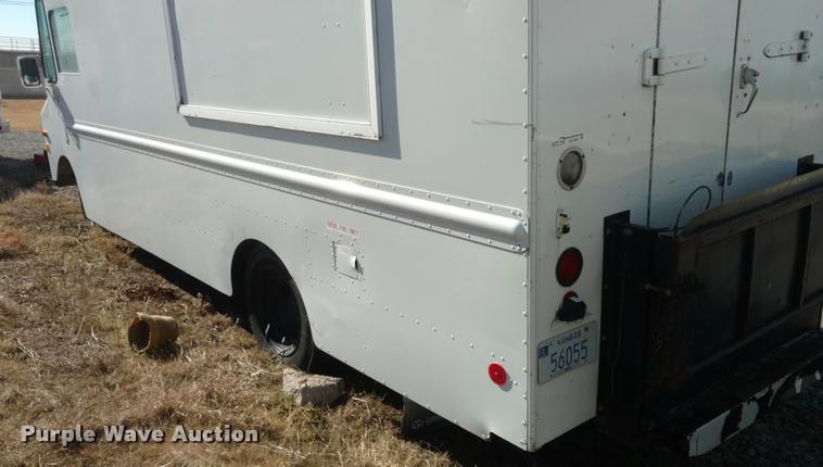 image for item BU9900 1982 Chevrolet P30 Grumman delivery van