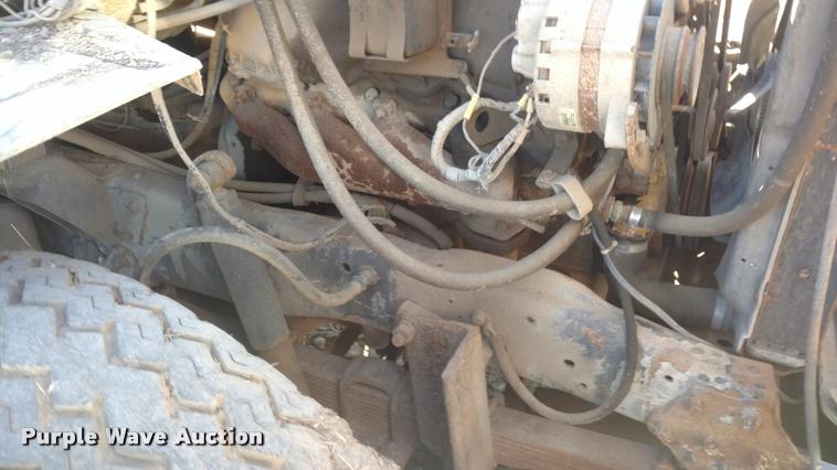 image for item BU9902 1980 Ford F800 dump truck