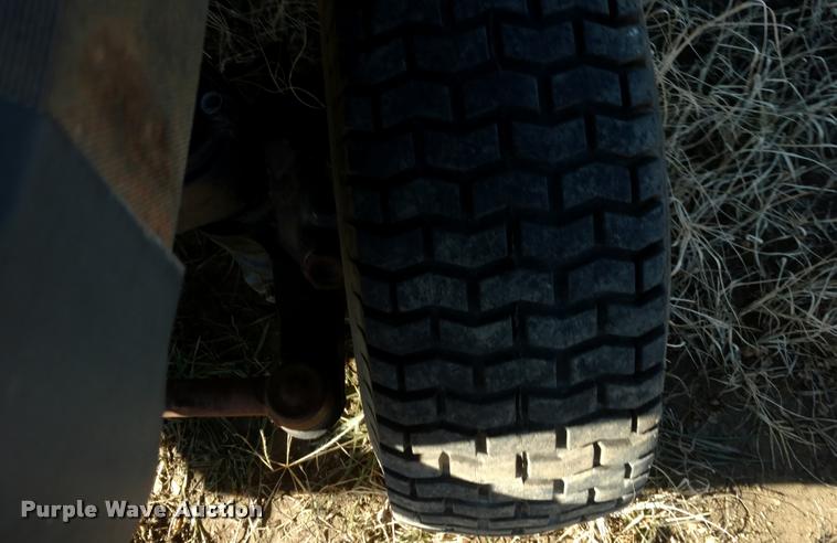 image for item BU9903 1989 New Holland CM274 lawn mower