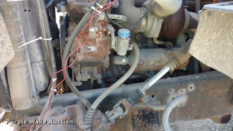 image for item BU9908 1989 Ford L8000 dump truck