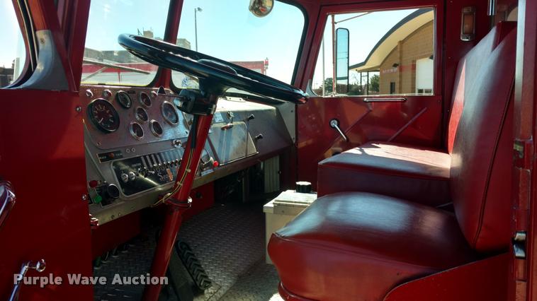 image for item BU9911 Seagrave fire truck