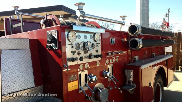 image for item BU9911 Seagrave fire truck