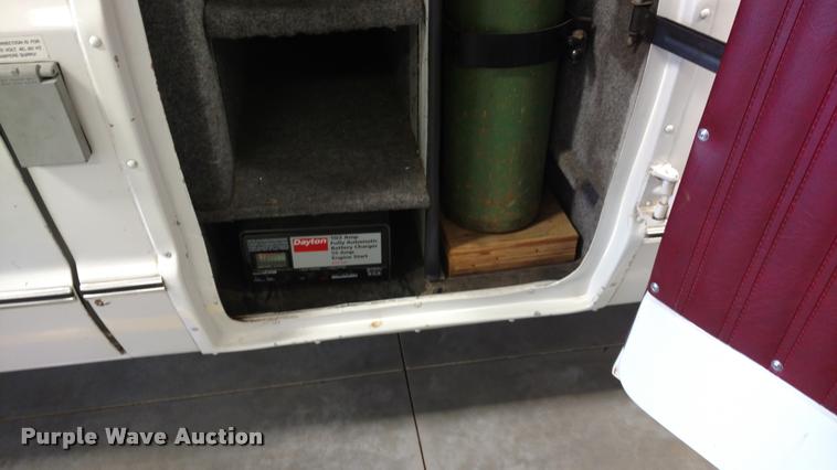 image for item BU9913 1989 Ford Econoline E350 Super ambulance