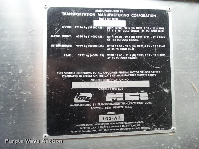 image for item BZ9953 1986 MCI 102A3 bus