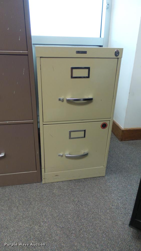 image for item CB9571 (7) filing cabinets