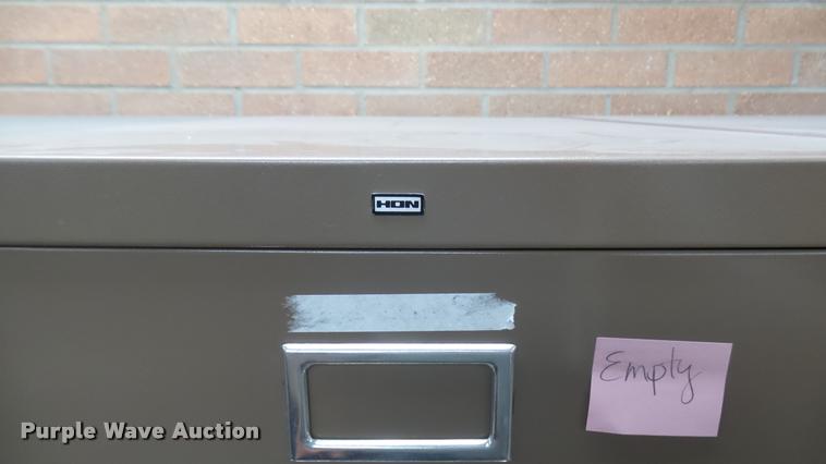 image for item CB9571 (7) filing cabinets