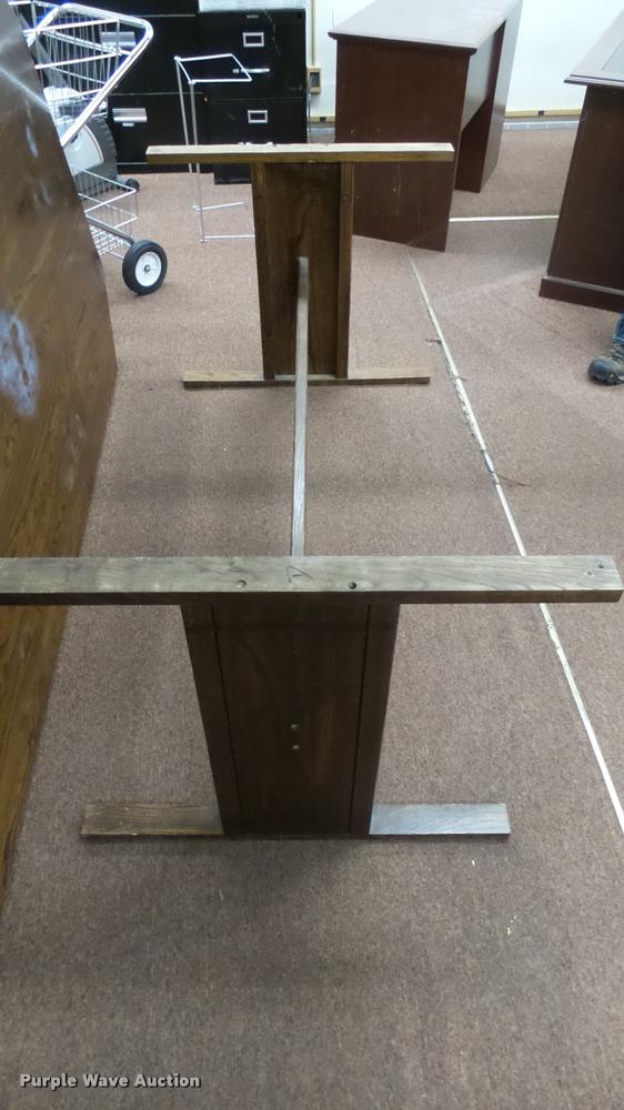 image for item CB9574 Wood table