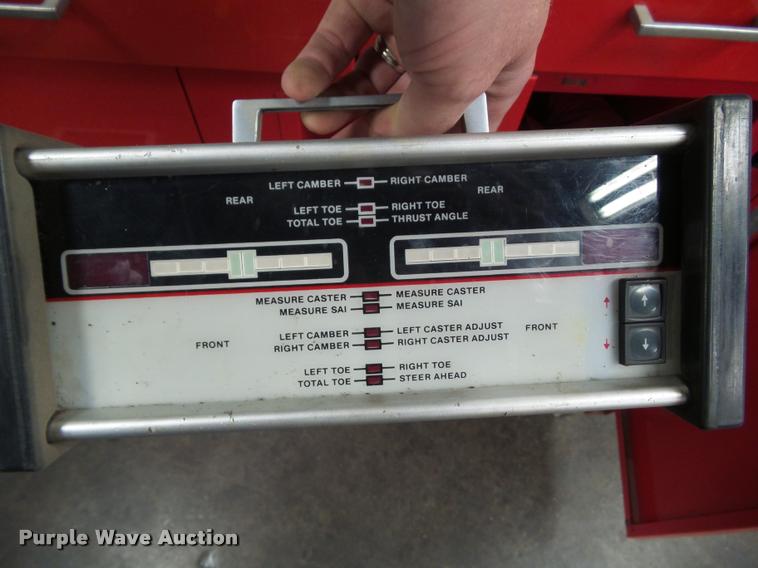 image for item CB9803 Hunter D111 four-wheel alignment machine