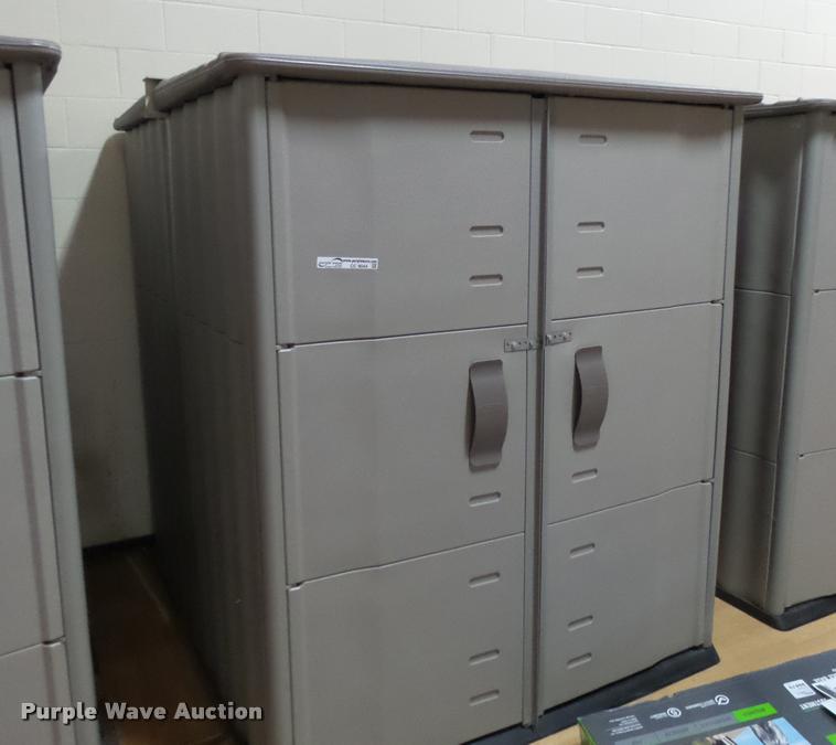 image for item CC9044 Rubbermaid shed