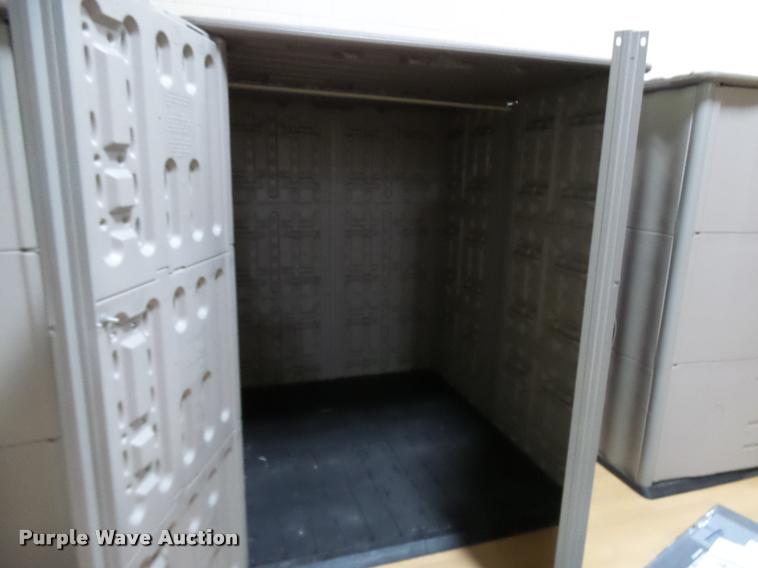image for item CC9044 Rubbermaid shed