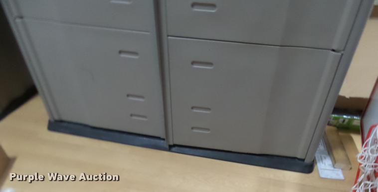 image for item CC9045 Rubbermaid shed