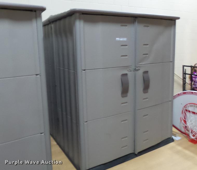 image for item CC9045 Rubbermaid shed