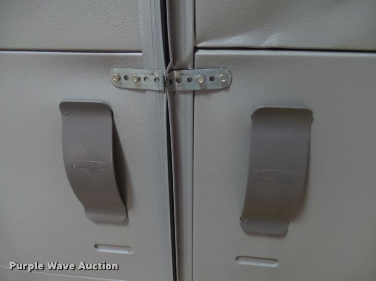 image for item CC9045 Rubbermaid shed