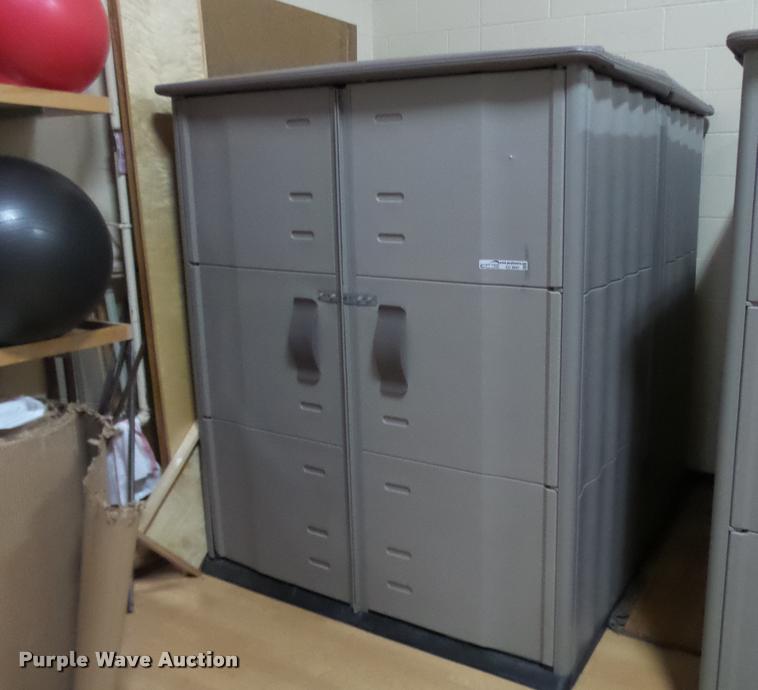 image for item CC9047 Rubbermaid shed