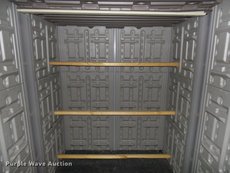 image for item CC9047 Rubbermaid shed