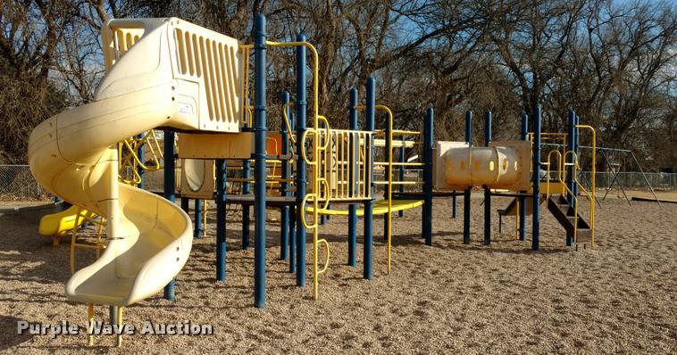 image for item DA5505 1992 Playmaker playground set