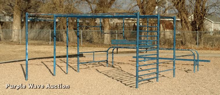 image for item DA5505 1992 Playmaker playground set