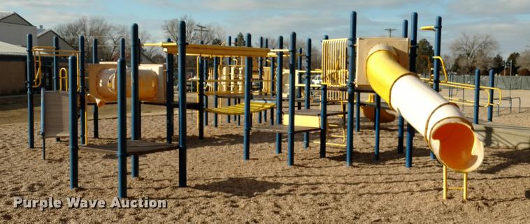 image for item DA5505 1992 Playmaker playground set
