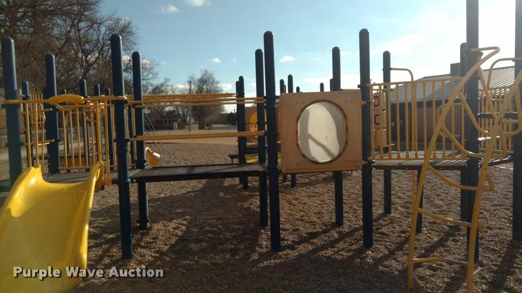 image for item DA5505 1992 Playmaker playground set