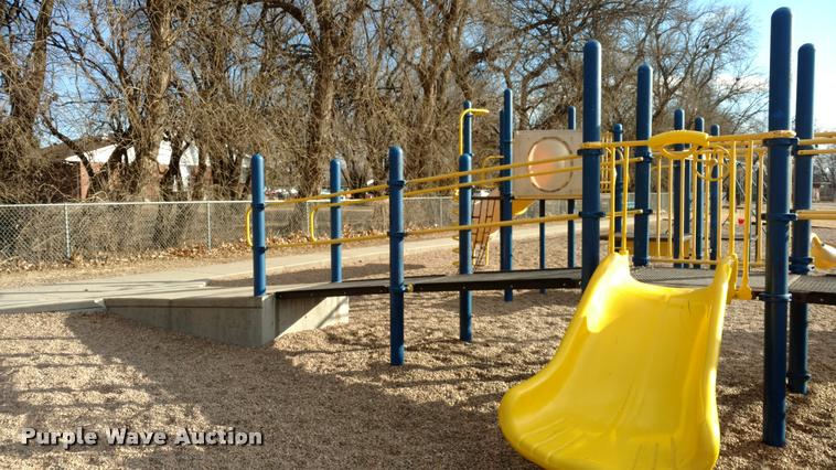 image for item DA5505 1992 Playmaker playground set