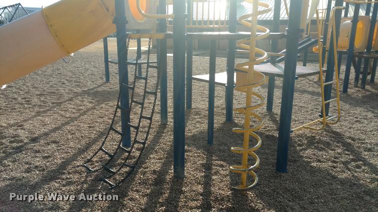 image for item DA5505 1992 Playmaker playground set