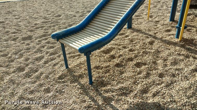 image for item DA5505 1992 Playmaker playground set