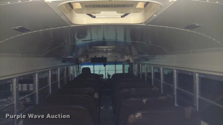 image for item DA5506 1993 Blue Bird TC2000 school bus