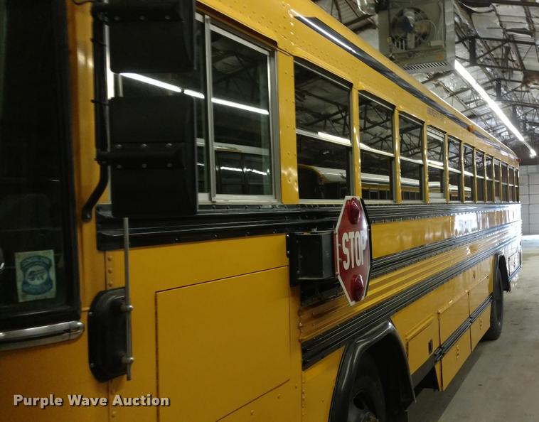 image for item DA5506 1993 Blue Bird TC2000 school bus