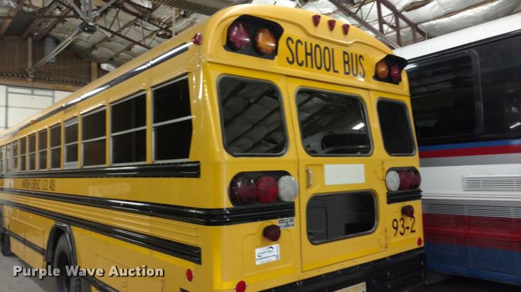 image for item DA5506 1993 Blue Bird TC2000 school bus