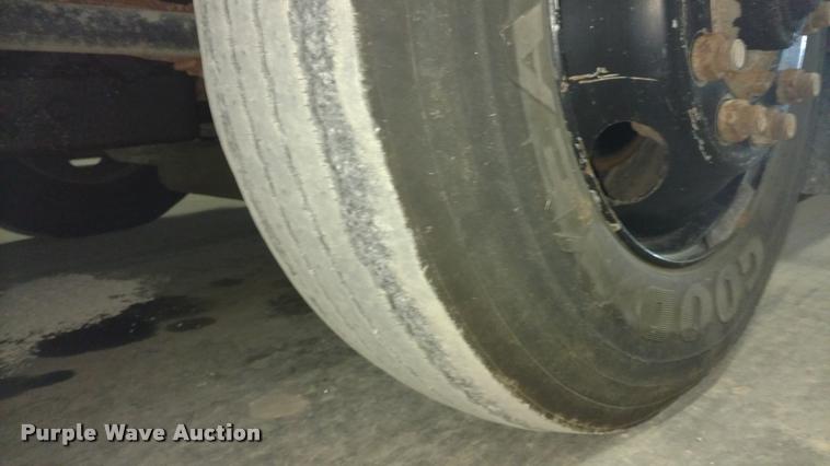 image for item DA5506 1993 Blue Bird TC2000 school bus