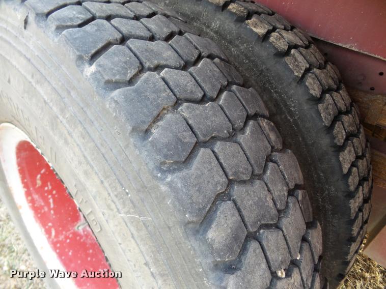 image for item DA7266 1978 Ford fire truck