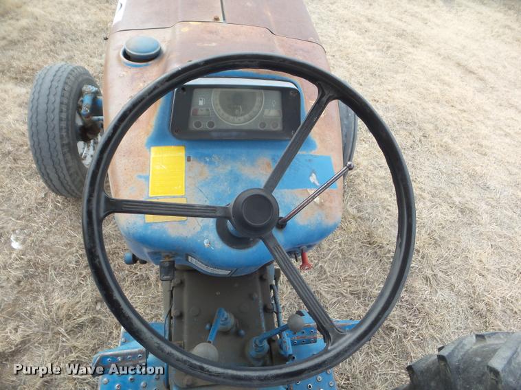 image for item DA7717 Ford 5600 tractor