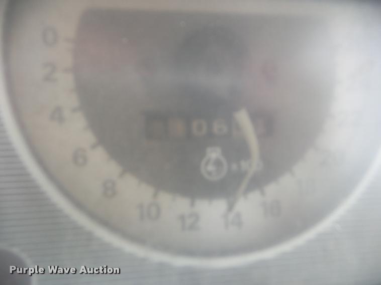 image for item DA7717 Ford 5600 tractor