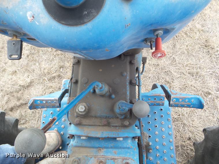 image for item DA7717 Ford 5600 tractor